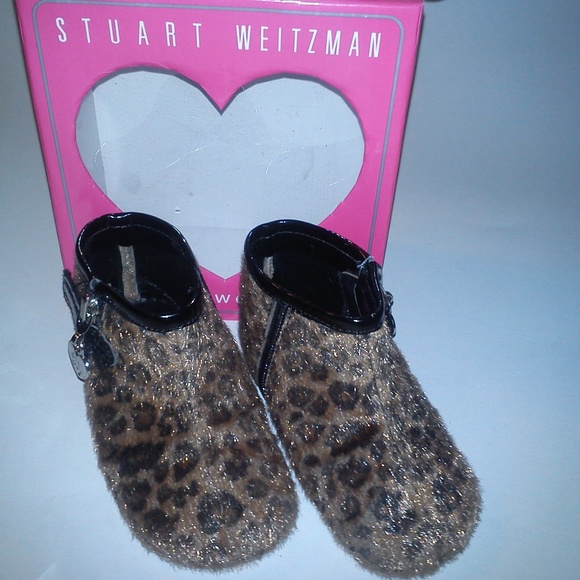 Stuart Weitzman - Picture 3 of 3